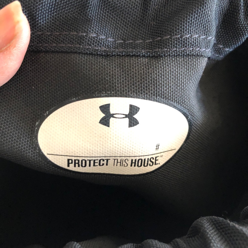 Under Armour Drawstring Lightweight Football Back… - image 3